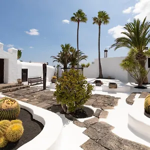 Pergolas Rural Apartment